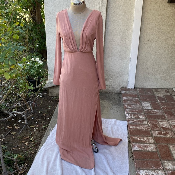 NWT beautiful Honey Punch long sexy, classy dress w/ great slit & neckline - Picture 2 of 14